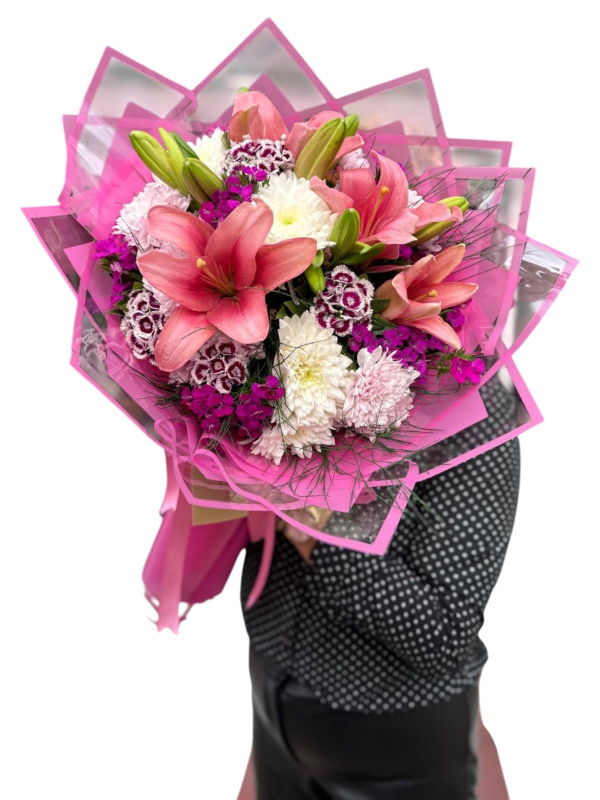 Pembe Lilyum ve Krizantemlerle Premium Buket