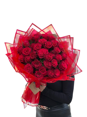 İthal Kırmızı Gül Buketi
